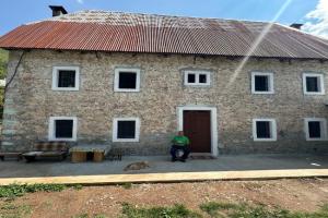 Kulla e Lulash Keqit Theth Guest house, Bajraku i Thethit