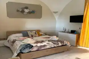 Miglio Fiorito House, Portici