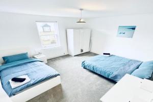 2 Bed Flat - Sleeps 5 - Parking - Wifi Guest house, Cambridge