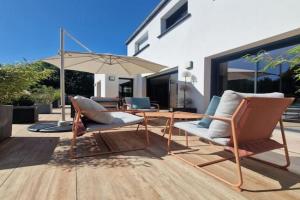 Cocon familial proche des plages 10 personnes Guest house, Quimper