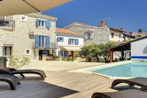 200 Meter zum Strand mit Salzwasserpool, Grill, Sonnenterrasse Apartments, Bagnole