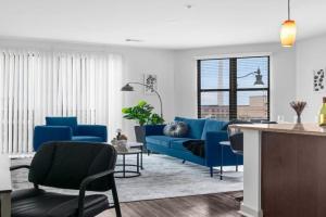 Urban Elegance and Stylish Two Bedroom Apt, Birmingham