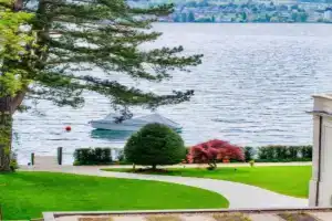 Duplex Dream Lake View Gold Coast Apartments, Zurich