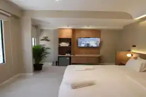 Urban room samed, Samet Island