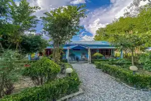 Hotel Tiger's Den - Peace Home, Family -an exciting adventurous park safari, arranger, Sauraha