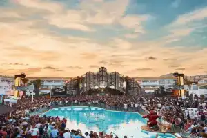 Ushuaïa Ibiza Beach Hotel - Adults Only - Club Entrance Included, Playa d'en Bossa