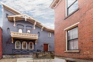Old Millionaire's Row - Prime Location - Acrisure - PNC Park Apartments, Pittsburgh