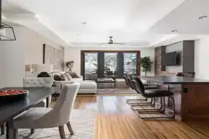 Luxury 4BDR Residence steps from Heavenly Village condo, Stateline
