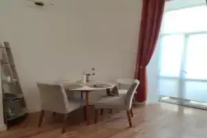 v tsentre vozle Sobornoy ploshchadi Apartments, Odessa