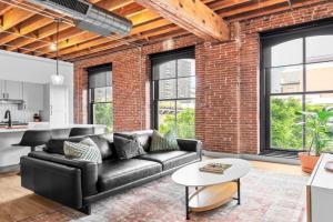 Brick & Bed Riverfront Lofts, G 201 Apartments, Saint Louis