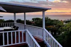 Bay Vista Cottage by the BnB Collection, Albany