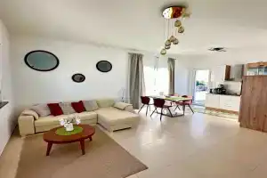 Privatwohnung Rüsselsheim nähe Hyundai Airport Messe etc Apartments, Russelsheim