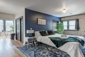 Remodel Cozy Studio McKinley Beach - Brady St Least, Milwaukee