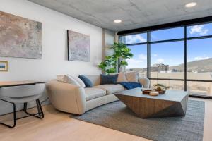 Exclusive Dwntwn Retreat-Salt Palace & DeltaCenter Apartments, Salt Lake City