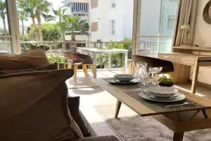 Albir Esmeralda Apartment with balcony - 150 m from the beach, Albir