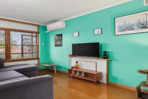 Cute Retro Gem Apartments, Geelong