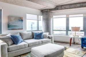 Modern Apt with Gym Apartments, Boston