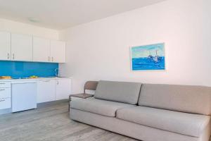 Apartments Villa Lukas - ''No 4'' One-Bedroom Apartment with Balcony and Sea View, Cavtat
