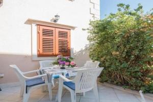 Apartments Longo - One Bedroom Apartment with Terrace, A2 - ST, Supetar