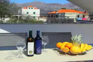 Apartment Milenka - Four Bedroom Apartment with Terrace, Cilipi