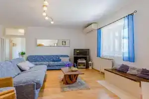 Apartment Blue Oasis - Three Bedroom Apartment ST, Postira