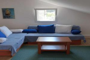 Apartment Luna - One Bedroom Apartment with Terrace and Sea View Molunat, Molonta