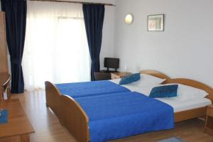 Guest House San Antonio - Deluxe Room with Patio no 4, Kardeljevo