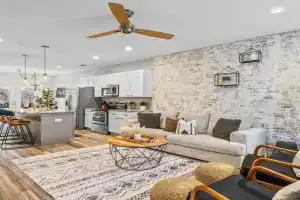 Modern Home with Backyard Oasis in Heart of ATL Guest house, Atlanta