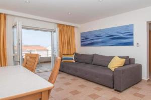Apartments Antonio - One Bedroom Apartment with Balcony and Sea View - 3, Tucepi