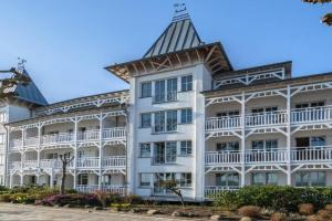 Seeschloss, App 03, direkt an der Strandpromenade, TOPLAGE Apartments, Binz