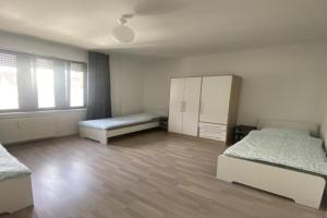 Inviting Apartment in, Leverkusen