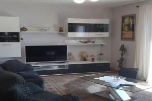 Three bedroom apartment with balcony, Brna