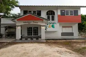 Mango tree อ่าวมะขามป้อม Villa, Mae Pim