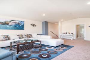 Newly Remodeled Family Friendly Ocean View - Oceanic Mirage Guest house, Newport