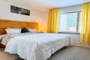 GuestFirst- Vibrant Stay 5 Min to Design District, Helsinki