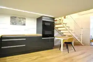 Júlia Apartman, Miskolc