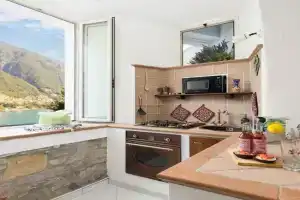 CASETTA SUL LAGO - Spiaggia a 150m Apartments, Laglio