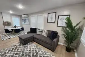 Serenity Carriage Retreat Guest house, Savannah
