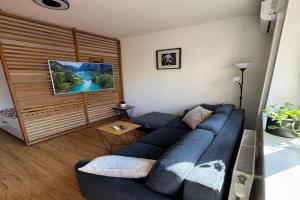 Garden-view Apartment near City Center, Bratislava