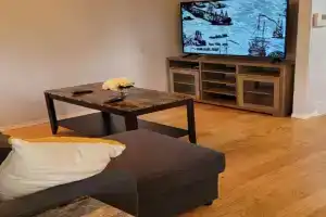 Elegant 4-Bedroom Family Home Master, Calgary