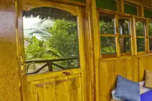 utulivu wood bungalows Mini-hotel, Jambiani
