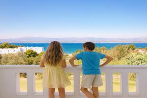 Caecilia & Lawrence Villa, Chalkida