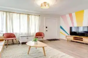 Boho Boro 1 bath 2 bed 3 min to MTSU Guest house, Murfreesboro