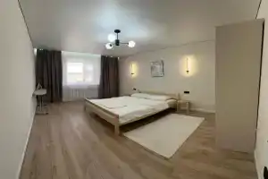 Novaya so vsemi usloviyami Siti tsentre Apartments, Uralsk