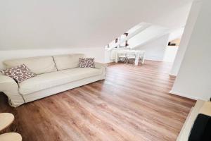 Deluxe Apartment Zuffenhausen, Stuttgart