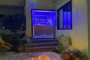 Hotel Greenlight, Sauraha