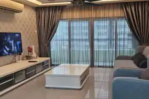 Luna Suites Mutiara Anggerik, Petaling Jaya