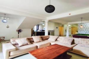 Blue Haven Apartments, Pointe d'Esny