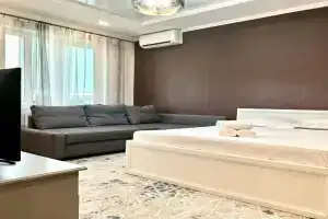 Posutochno 1 komnatnye apartamenty, Atyrau