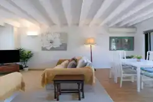 Clarence Corner - Contemporary meets Cottage Style, Brisbane